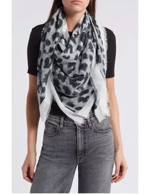 LOFT Gauzy Large Abstract Animal Print Scarf/Wrap Gray Tones